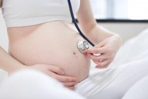Pentingnya Konsultasi Medis Selama Kehamilan 